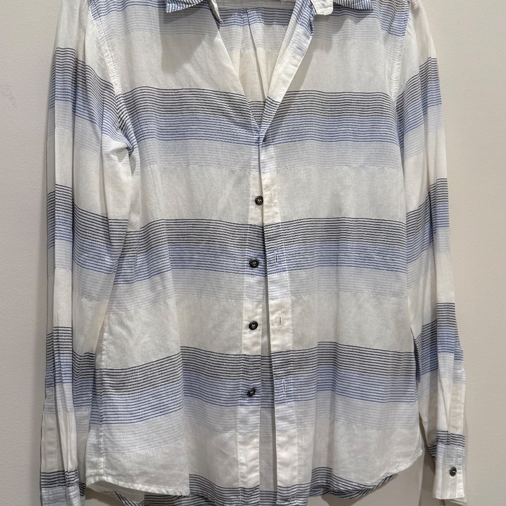 American Colors Linen Button Down - Picture 4 of 5